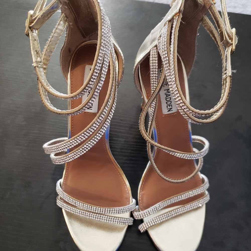 Steve Madden high heel shoes